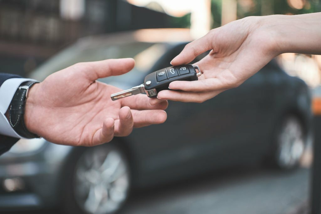 5 motive pentru care sa apelezi la firmele care cumpara autoturisme
