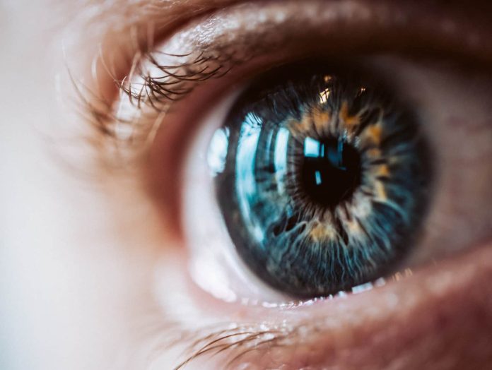 Care sunt cele mai comune intervenții realizate de către medicii specialiști oftalmologi în România? De la operația de cataractă, la înlăturarea orjeletului