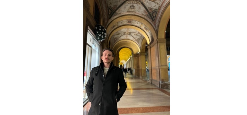 Stefan Prallea-Blaga: Specialist în Marketing Digital al Mumken, Ghidând Compania către Succes Global