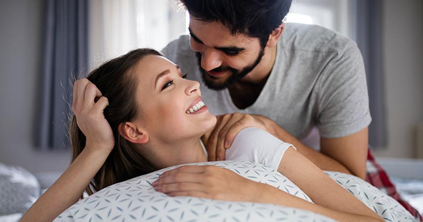 Cum reușește masajul erotic să întărească relația de cuplu Cum reușește masajul erotic să întărească relația de cuplu