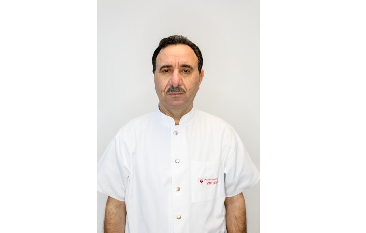 Dr. Abd Halal Ateia: Pasiunea pentru Urologie și Excelența Profesională