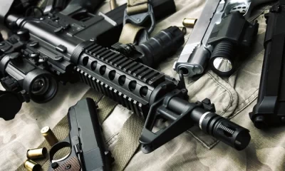 „Trebuie să fim în gardă”. Ursula von der Leyen cere ca UE să își crească producția de armament și rolul în domeniul apărării