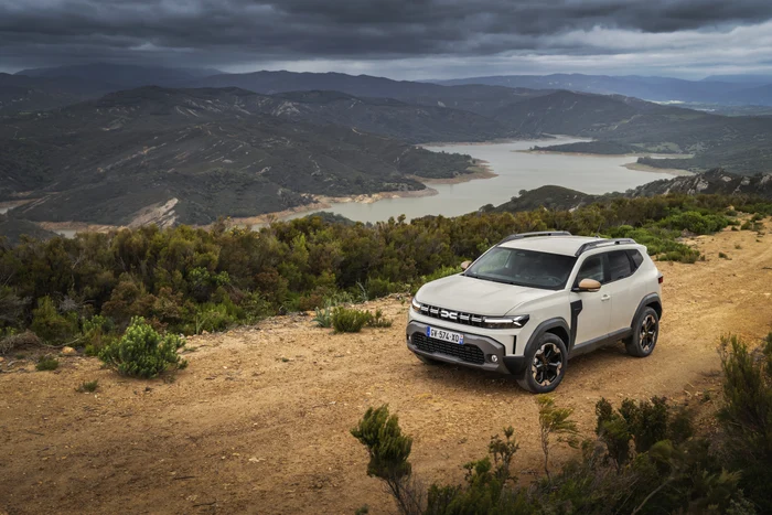 De ce e Dacia o marcă extrem de vândută în Europa de Vest. Mihai Bordeanu, director general Dacia: „Avem o rețetă inimitabilă” De ce e Dacia o marcă extrem de vândută în Europa de Vest. Mihai Bordeanu, director general Dacia: „Avem o rețetă inimitabilă”