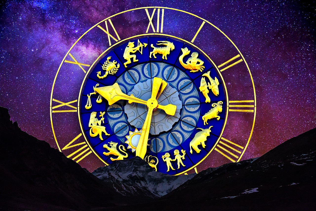 Horoscop pentru FINALUL anului 2024. Zodiile care pun mâna pe o sumă considerabilă de bani