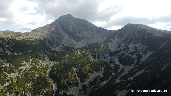 Cum poate fi cucerit Vârful Retezat în două ore. Râușor, stațiunea unde începe urcușul spre muntele legendar