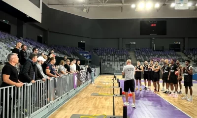 Gestul impresionant al suporterilor unei echipe de baschet din România după ce echipa lor a pierdut acasă