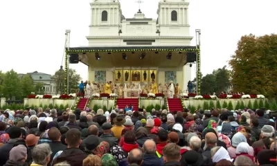 Linii telefonice de asistenţă, deschise 24 din 24 de ore, pentru pelerinii care vin la moaştele Sfintei Parascheva