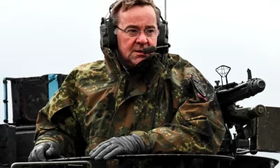 Ministrul apărării din Germania are în plan achiziţia a 600 de rachete de croazieră Taurus