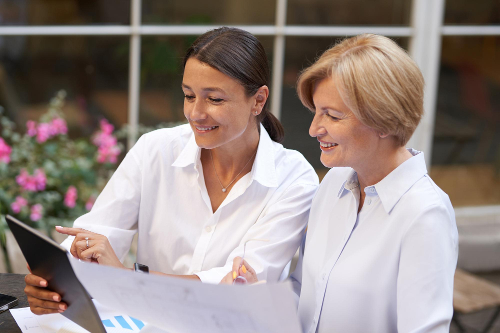 Menopauza în detaliu: Simptome, posibile complicații și sfaturi practice Menopauza în detaliu: Simptome, posibile complicații și sfaturi practice