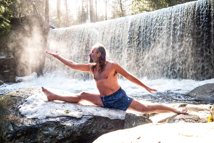 De ce nu ar trebui să ne temem de răcirea vremii. Wim Hof: „Temperaturile scăzute cresc fericirea și reduc oboseala”