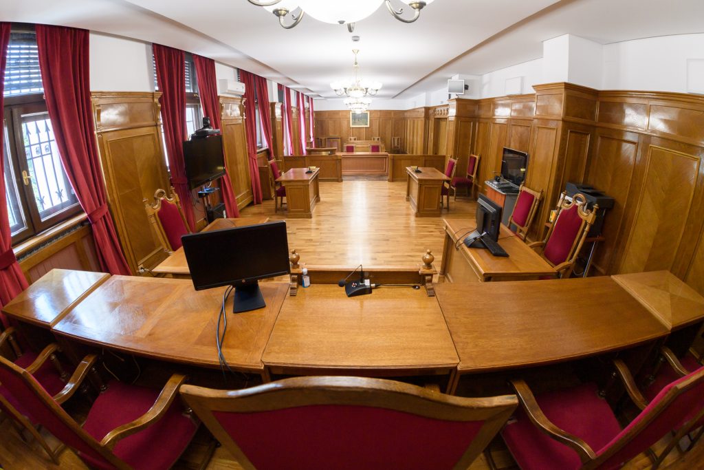 Instanța supremă, pronunțare amânată privind introducerea unui prag pentru conducere sub influenţa DROGURILOR, ca la alcool. Ce spune Codul Penal
