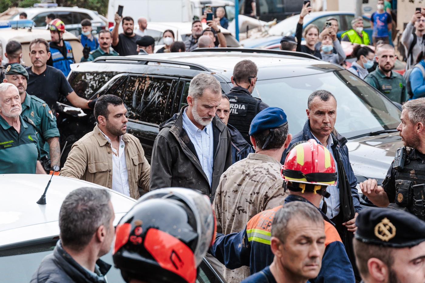 Persoanele afectate de inundații, care au aruncat cu noroi în Regele Felipe și în Pedro Sanchez, au fost ARESTATE