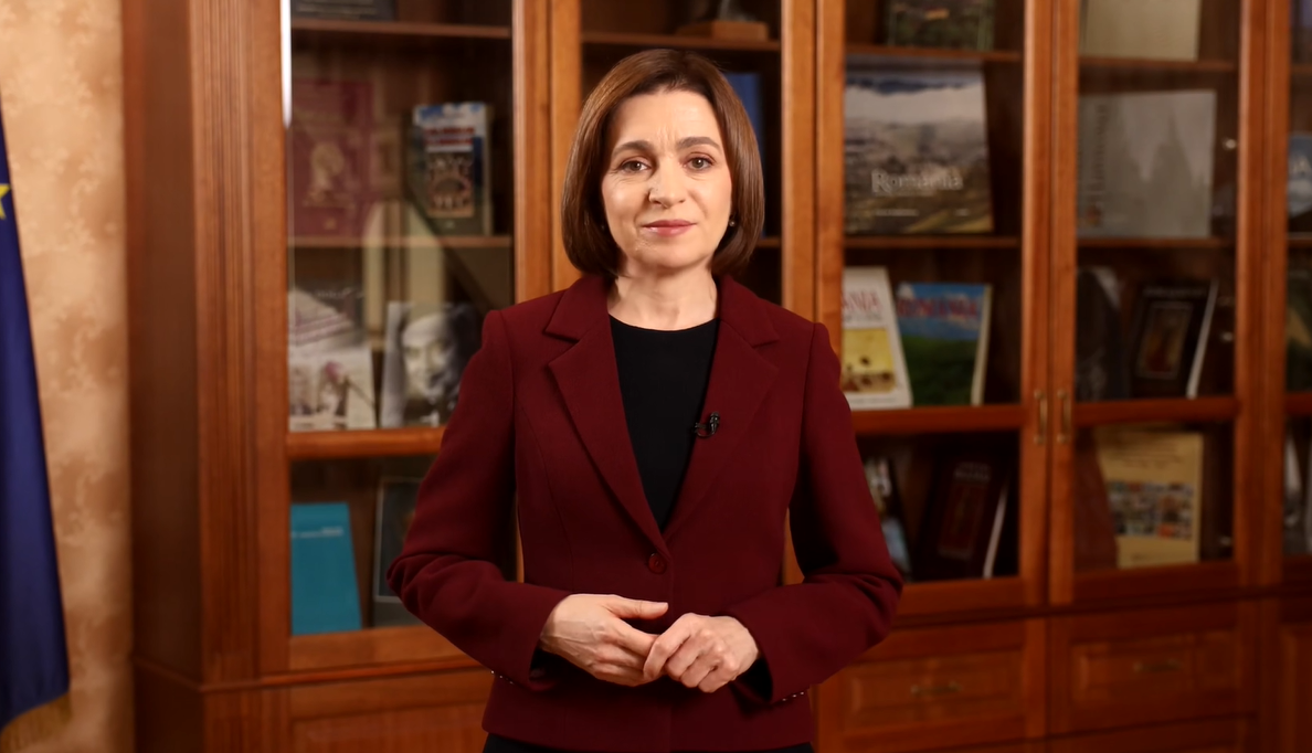 Și eu voi merge la vot. Vă îndemn să votăm pentru o Românie puternică, europeană, pentru o țară liberă