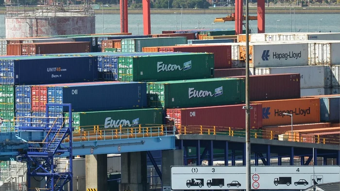 Sistemul post-Brexit de simplificare a comerțului la frontieră, pus din nou pe pauză de Marea Britanie