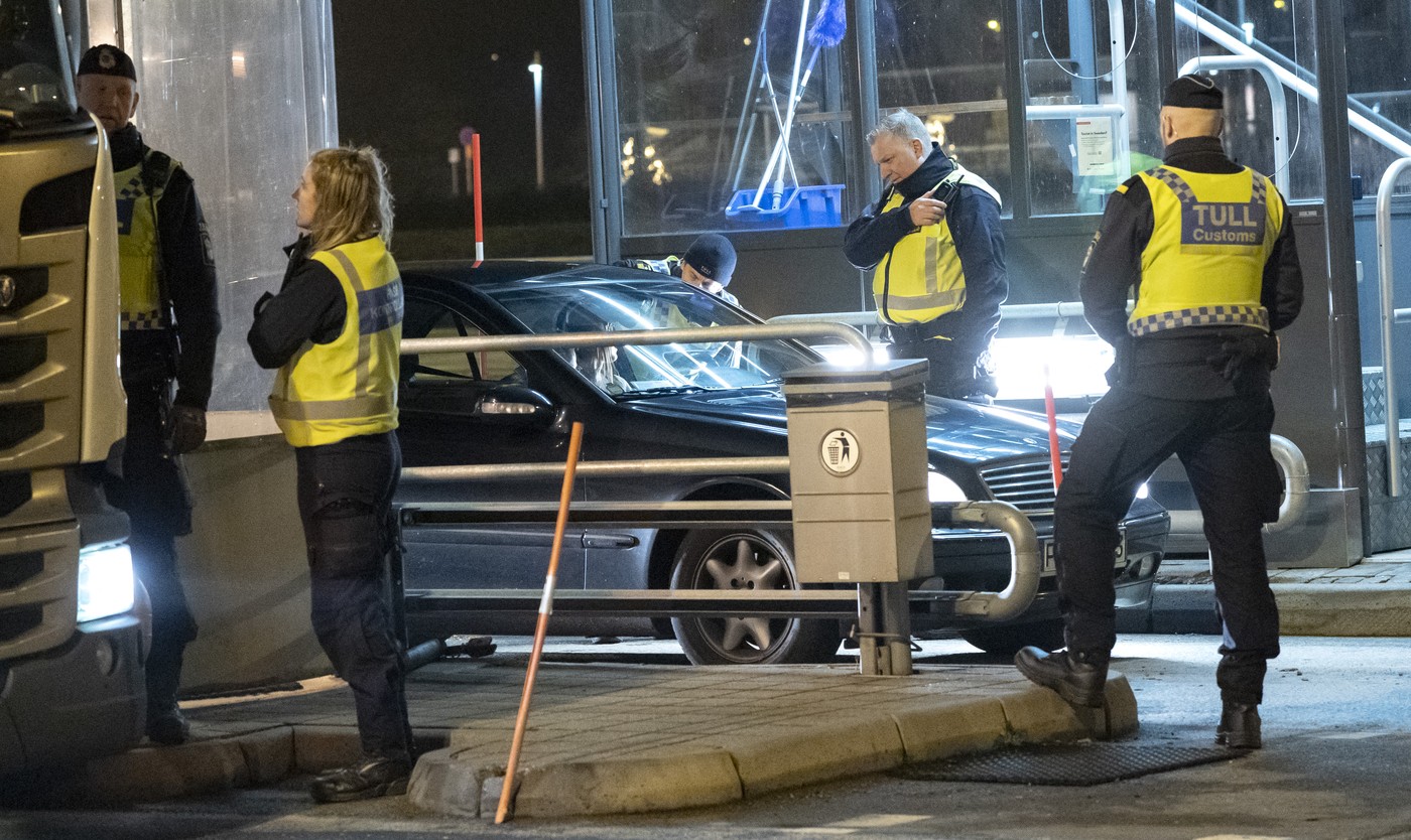 Suedia reintroduce temporar controlul la frontiera internă. Ce trebuie să știe românii care călătoresc în această țară