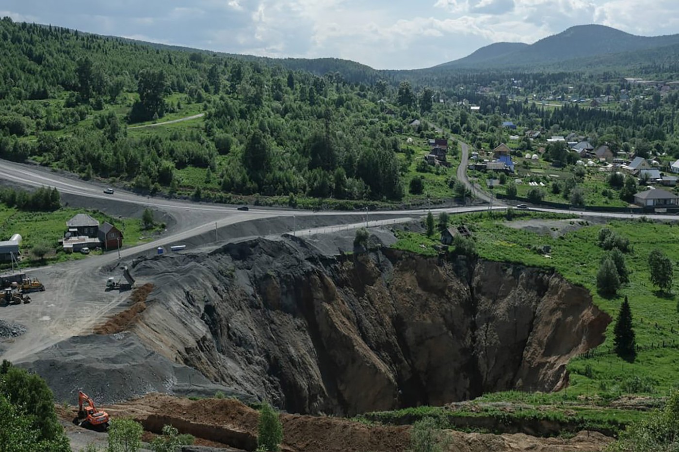 „Clima destabilizează Pământul foarte rapid. Nu mai vorbim de milenii, ci de decenii”
