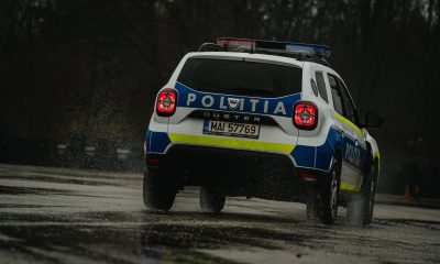 Alertă în Capitală. O persoana s-a urcat pe o macara și REFUZĂ să coboare