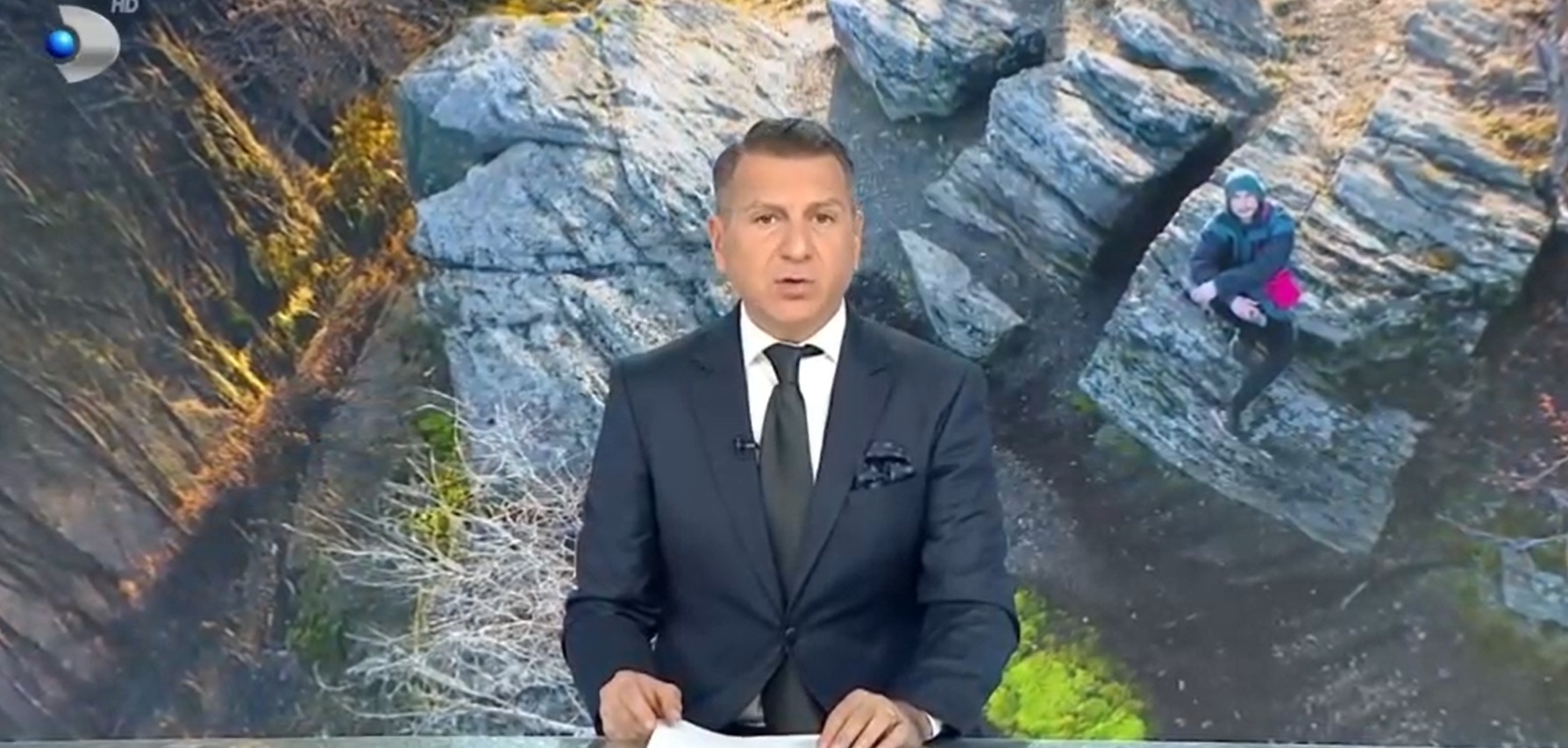 Artistul care are înviat cenușa minelor. Un tânăr din Valea Jiului creează opere de artă cu ajutorul cărbunelui