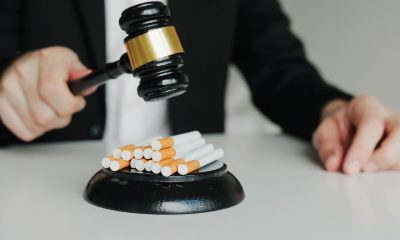 Fumatul va fi INTERZIS în spațiul public. Primăria unui oraș european vrea să reducă poluarea cu particule fine