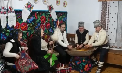 În Maramureș, obiceiul șezătorilor este păstrat cu sfințenie în continuare. Care sunt TRADIȚIILE din această zonă, de Crăciun