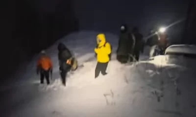 Mai mulți turiști au rămas blocați pe munte, în Bucegi. În zonă există pericol de avalanșe