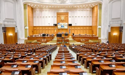 Majoritatea noilor PARLAMENTARI de Bucureşti şi-au luat certificatele de la BEC