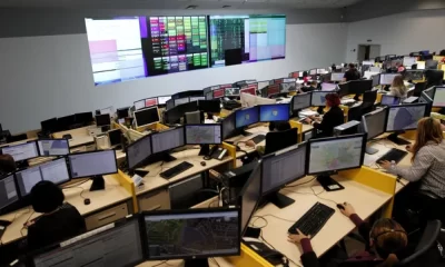 O fată de 18 ani și părinții săi, terorizați de un angajat STS. Le-a trimis mesaje, o toporișcă în pungă și i-a amenințat cu moartea