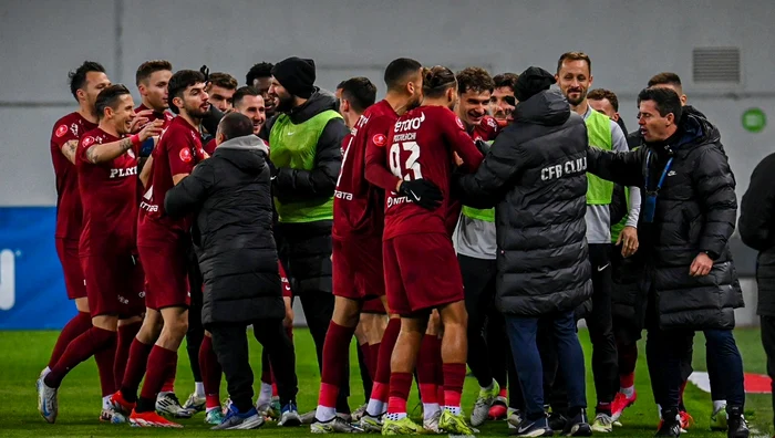 Schimbare de lider în Superliga, după ce CFR Cluj a dat lovitura pe terenul Universității Craiova