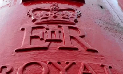 Un patron din fotbal a cumpărat Poșta Regală britanică. Este poreclit „Sfinxul” și a avut afaceri în România