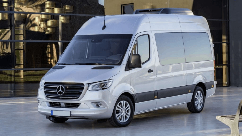 Transport Tur-Retur cu Sprinter: Ce Trebuie Să Știi de la transport-dk.ro