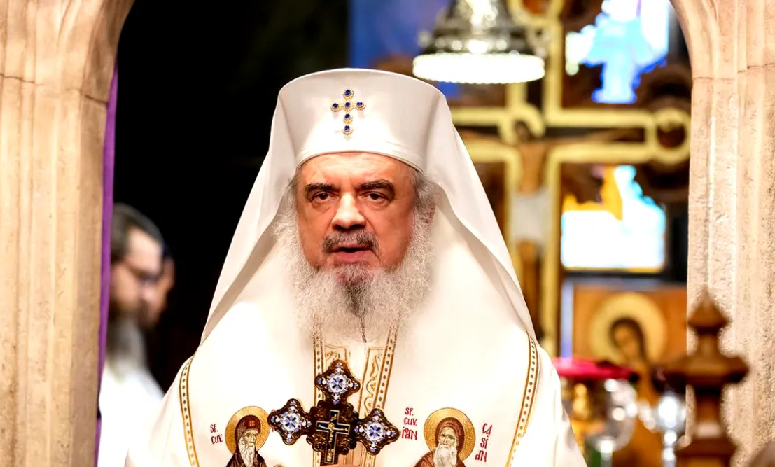 „Iisus HRISTOS, Fiul cel veşnic, s-a smerit pe sine, ca să-i înalţe pe oameni”