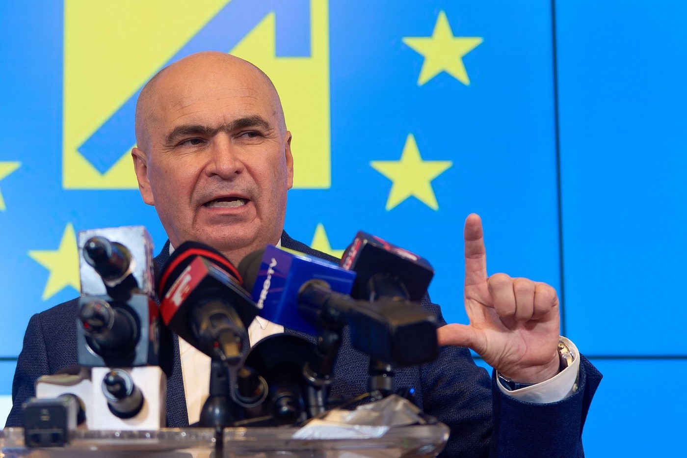 „Mai avem puțin și îmi făceam CRUCE când îl ascultam”