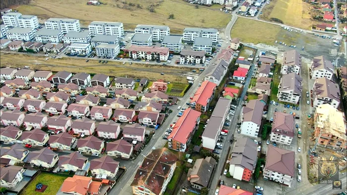Cât a ajuns să coste un apartament la țară, în cea mai mare comună a României. „Du-te frate și te tratează cu prețurile astea de Miami și Monaco” Cât a ajuns să coste un apartament la țară, în cea mai mare comună a României. „Du-te frate și te tratează cu prețurile astea de Miami și Monaco”