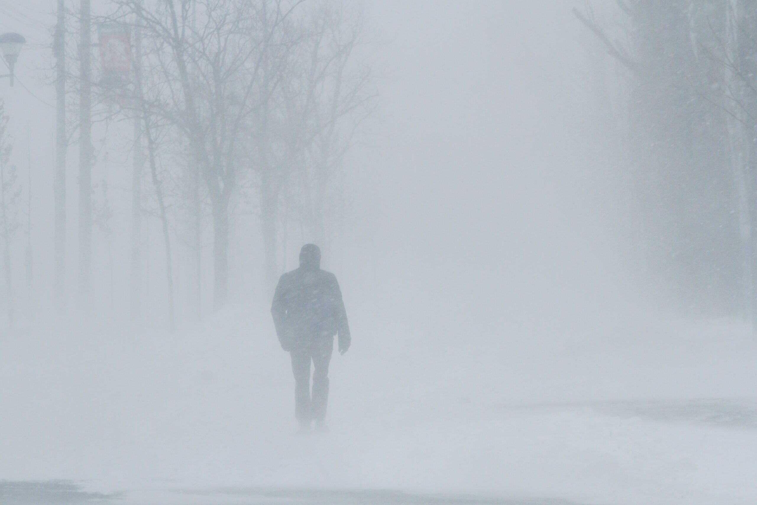 viscol și rafale de 120 km/h în aceste regiuni!/Prognoză specială pentru București