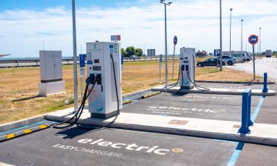 Administrația Trump va închide porturile de încărcare a vehiculelor electrice din clădirile federale și va renunța la vehiculele electrice cumpărate