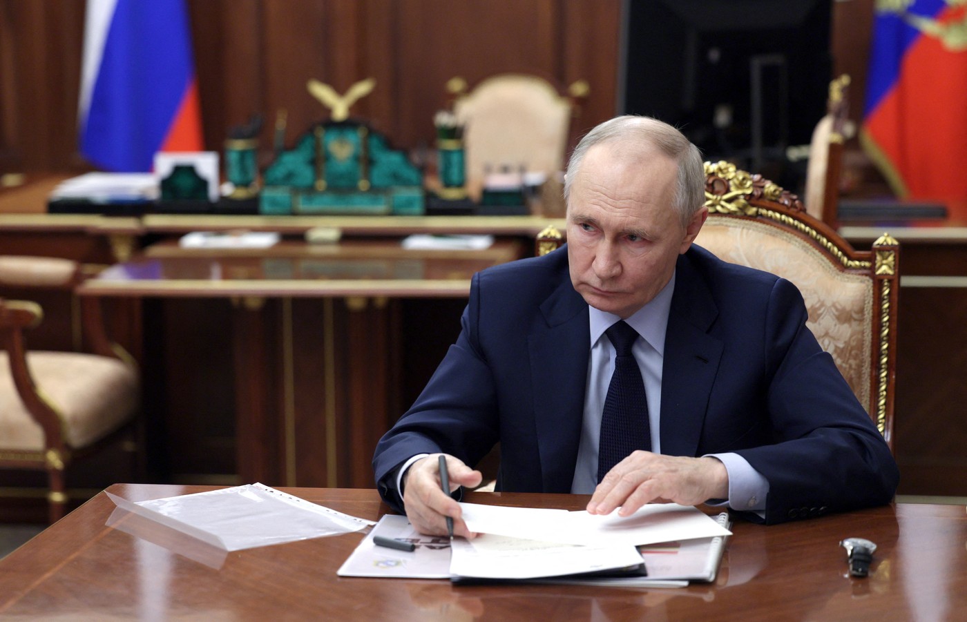 Apelul lui Zelenski pentru furnizarea de armament nuclear Ucrainei este ”aproape de nebunie”