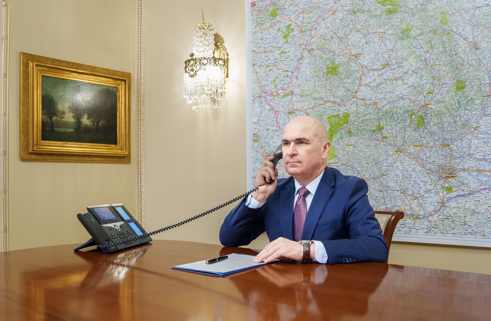 Convorbire Ilie Bolojan-Antonio Costa în preambulul reuniunii extraordinare a Consiliului European pe tema înarmării UE
