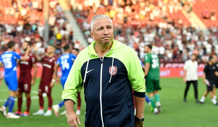 Dan Petrescu, părăsit de toți. Președintele nu-l mai bagă în seamă, după ce fanii i-au cerut demisia