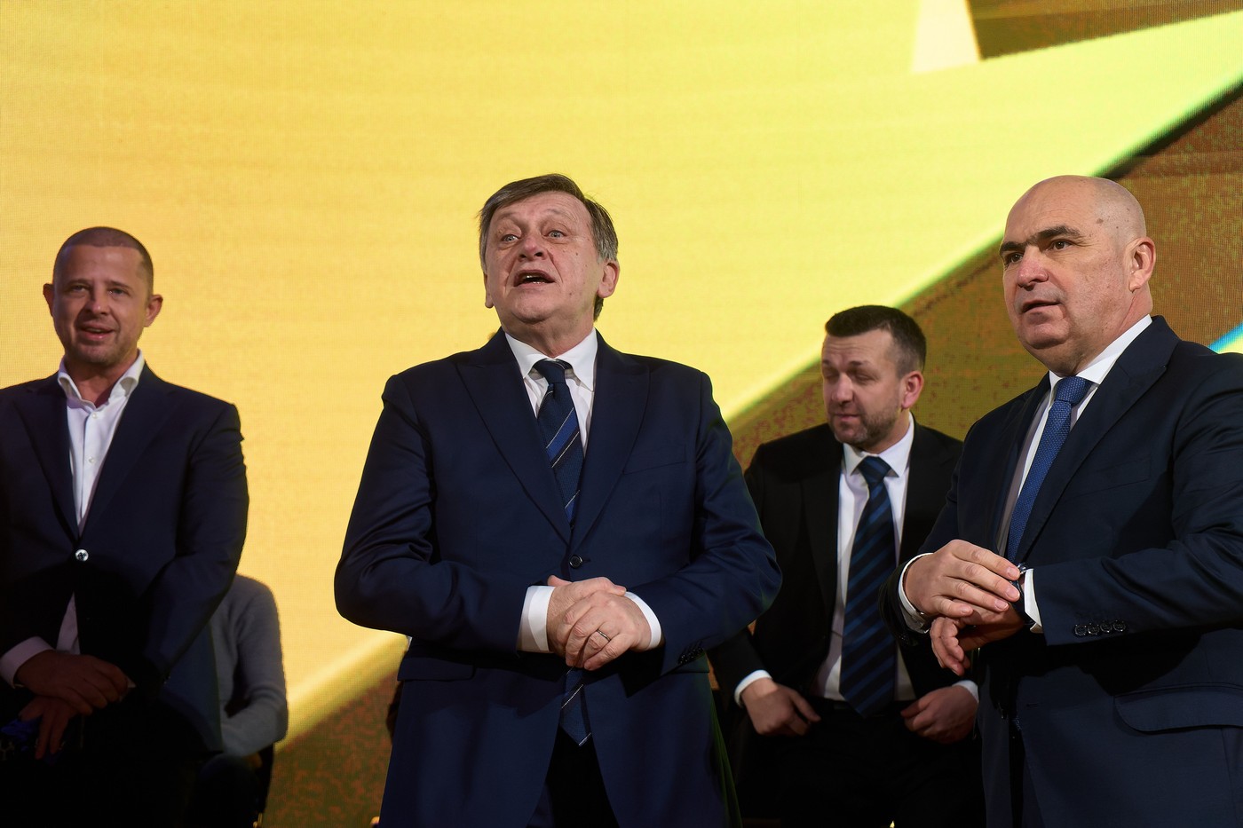 Ilie Bolojan trebuie să se comporte în aceste trei luni ca un PREȘEDINTE deplin, să uzeze de toate prerogativele