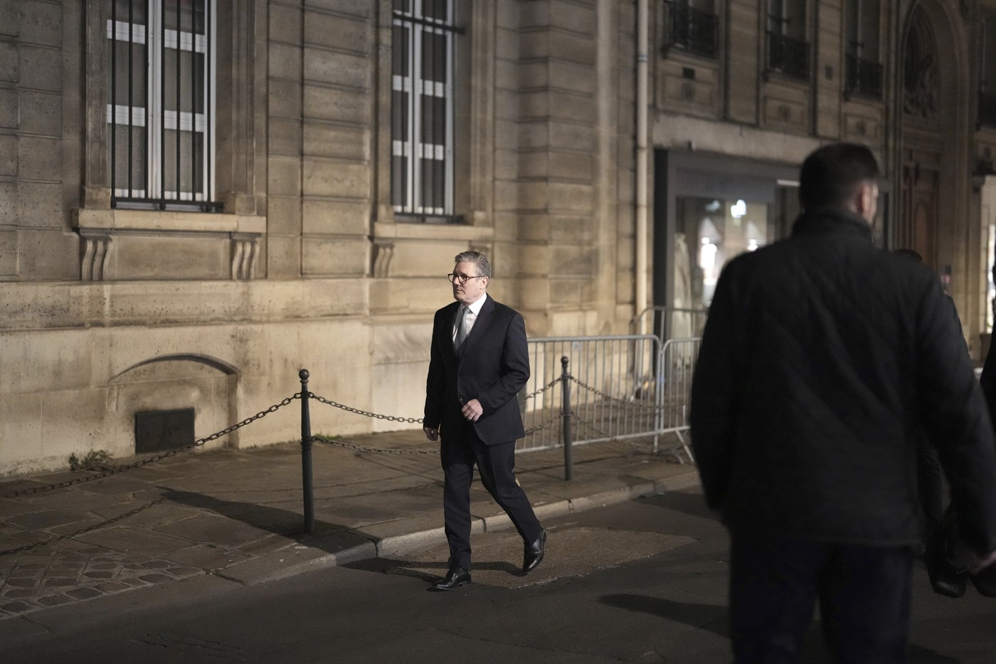 Marea Britanie îndeamnă SUA să furnizeze GARANȚII de securitate Ucrainei /„Singura modalitate de a descuraja Rusia”