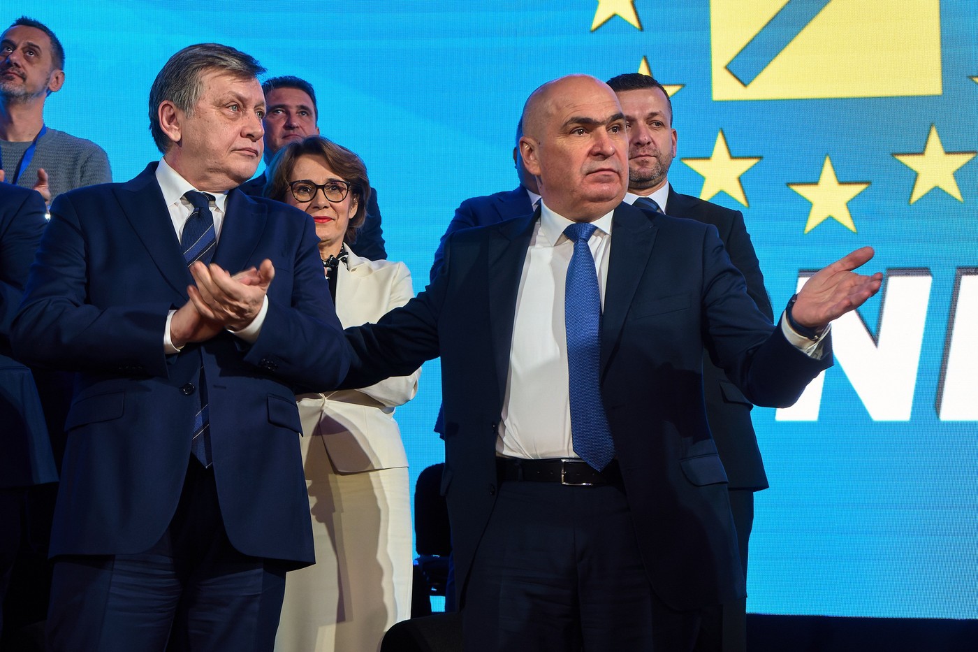 Noi credem că Crin Antonescu are șanse mari să fie în TURUL 2, are capacitatea de a reuni electorate