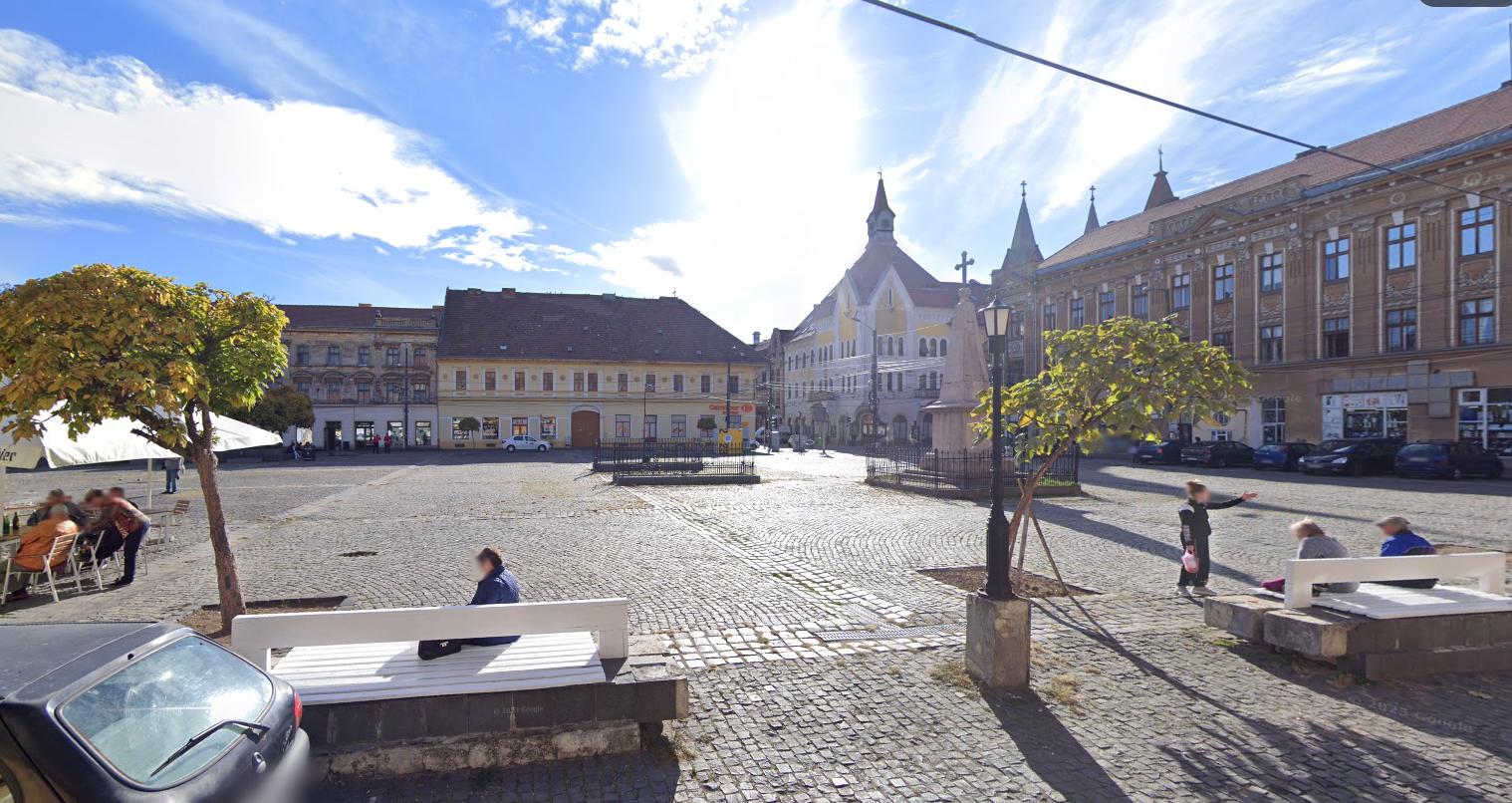 Orașul din România în care toaletele costă cât un apartament NOU cu două camere în Capitală