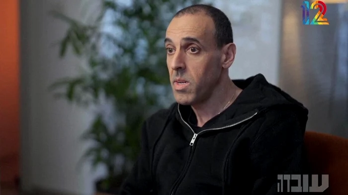 Povestea cutremurătoare a unui israelian ţinut ostatic de Hamas 490 de zile. „Un an şi patru luni, am avut picioarele legate cu lanţuri care îţi intrau în carne”