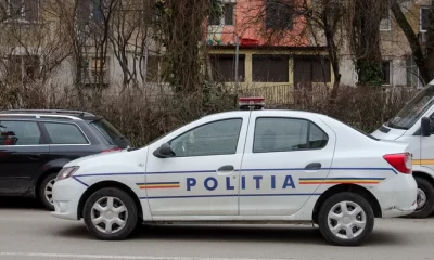 Reacții după ce autorul unui pamflet a fost vizitat de polițiști. Sociologul: „E sfidător”. Cum explică polițiștii