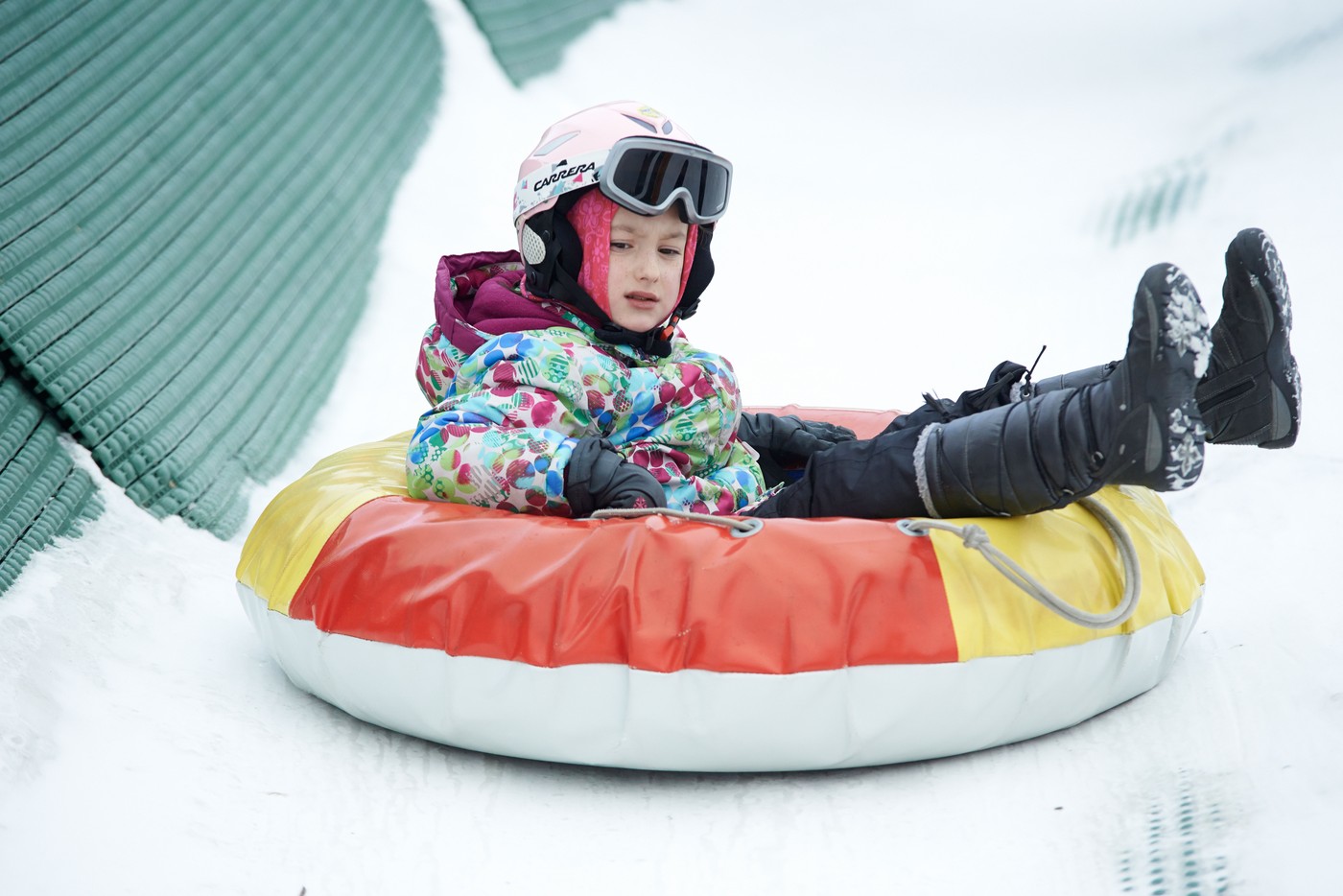 Tubingul, alternativa perfectă pentru cei care nu schiază. Pârtiile din Cavnic, atracția sezonului