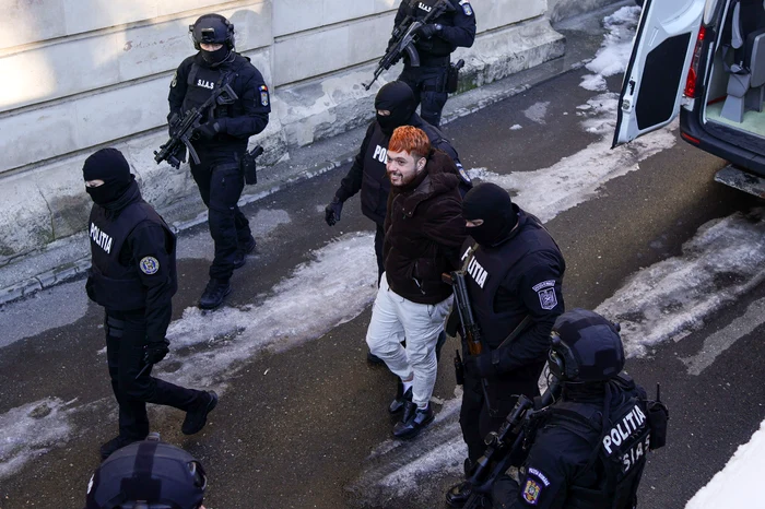 Unde ar fi vrut să ajungă traficantul de droguri Mohamed Amra când a fost capturat, în București. Presedintele Franței: „Ministrul de interne m-a anunțat imediat”