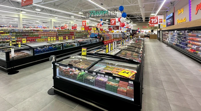 Achiziţie importantă pe piața de retail. Carrefour preia afacerile pe care le deține Cora și alte magazine