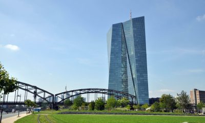 BCE nu va fi ferită de cutremurul financiar al Europei /Politica monetară trebuie să facă față suplimentării creditelor Germaniei