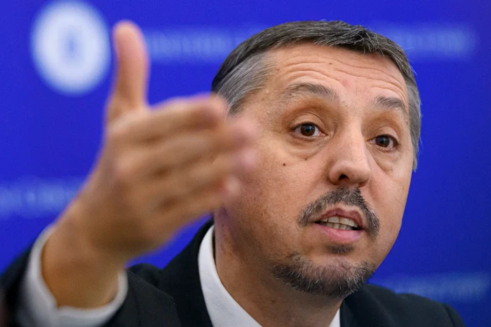 Daniel David, despre temele pentru acasă: „În zona învăţământului primar şi gimnazial n-ar trebui să depăşească o oră”