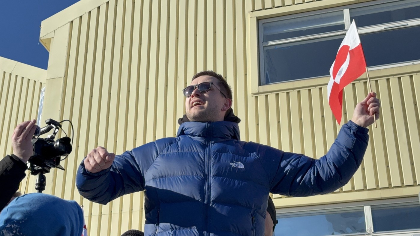 Premierul Groenlandei reacționează dur la comentariile lui Trump: „Nu vor lua teritoriul”